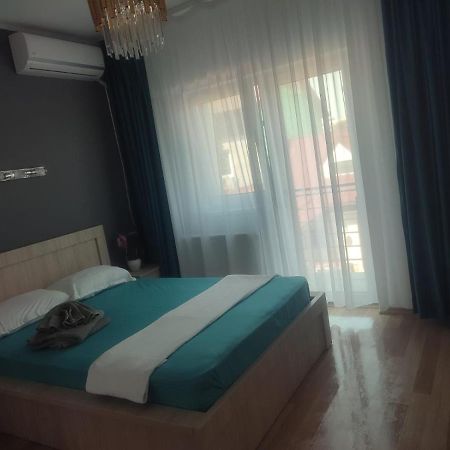 Cazare Spital Fundeni Bucharest Luaran gambar