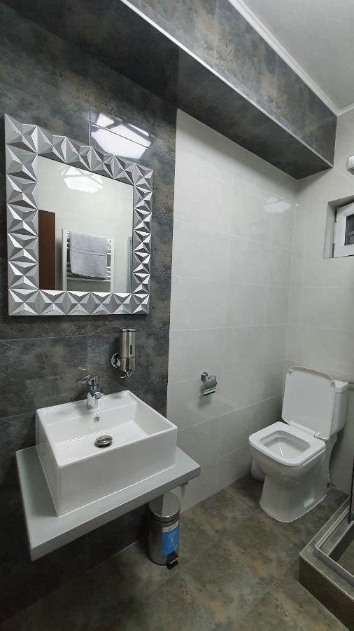 Cazare Spital Fundeni Bucharest Luaran gambar